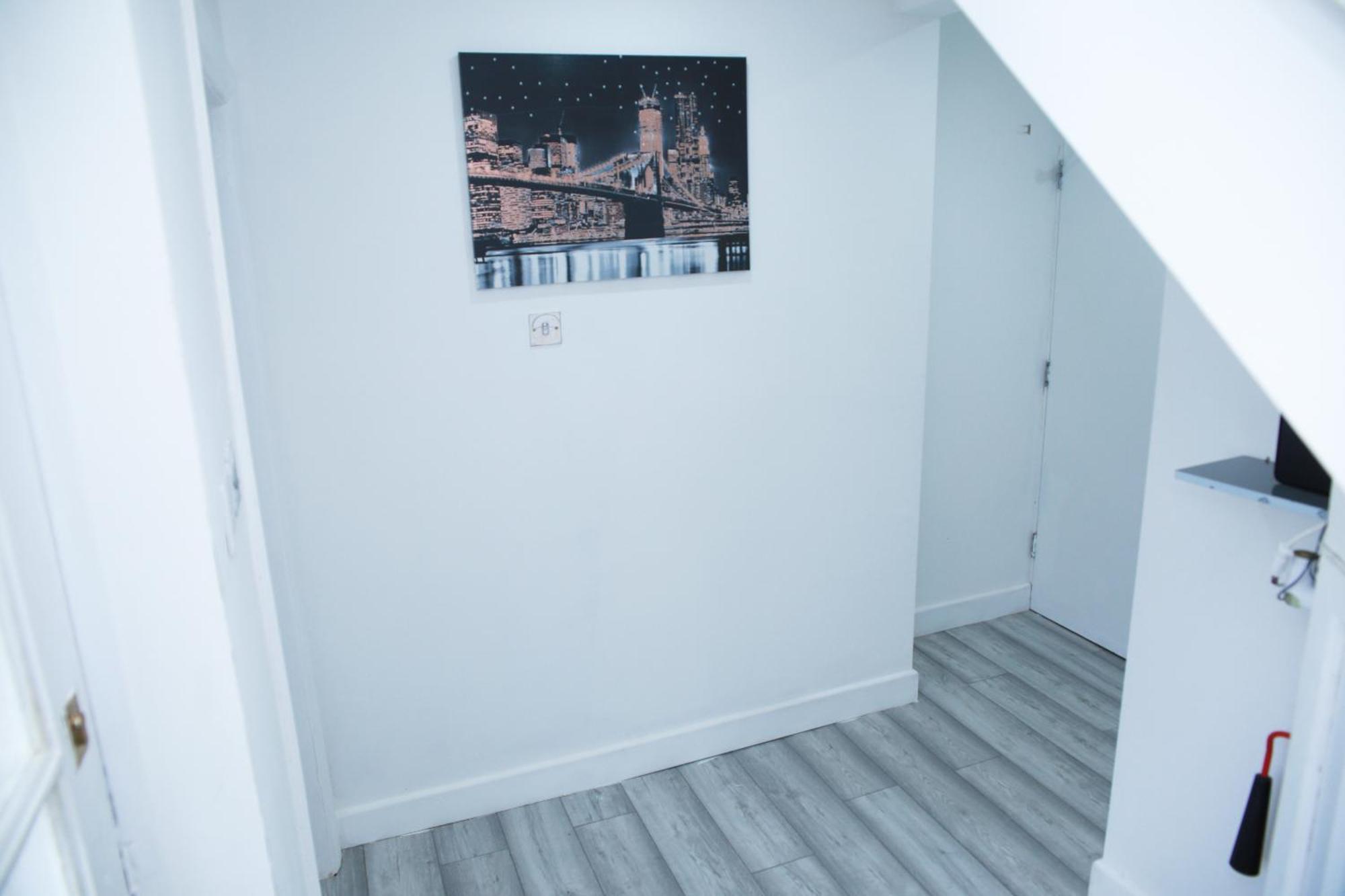 Апартаменты Harrow Luxury Flat With Free Parking. Лондон Экстерьер фото